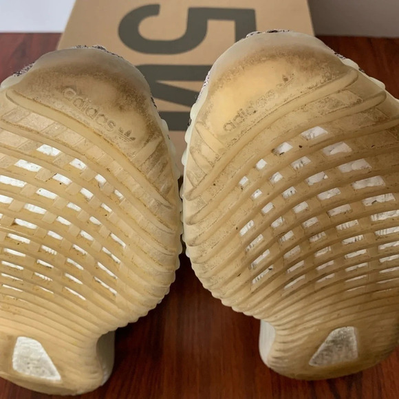Yeezy boost 350 v2 ash pearl gy7658 men’s size 12 main image 7